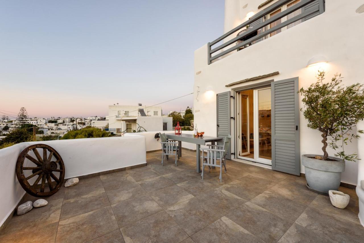 Hara'S Villa In Naousa , Paros Exterior foto